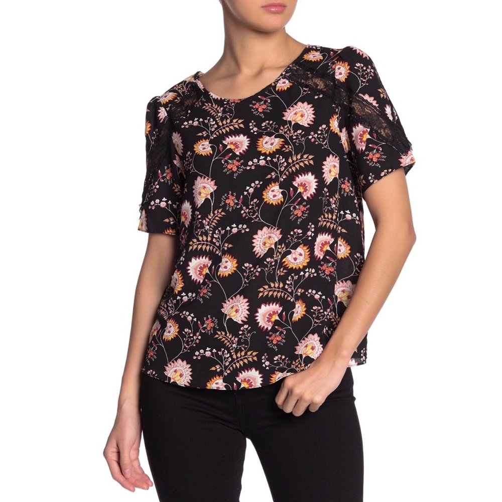 1. State | Black Floral Lace Short Sleeve Top